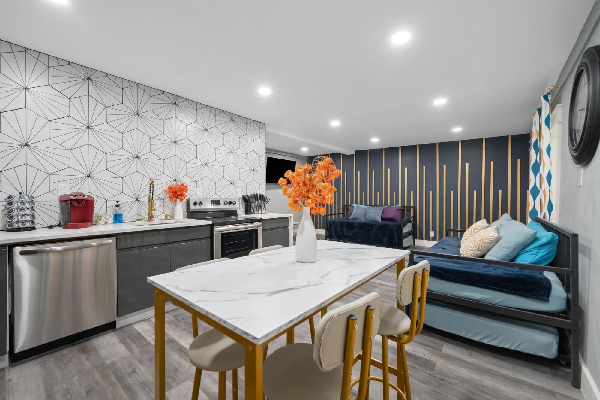 Elegant 2Br Apt Near Med Center With Free Park هيوستن المظهر الخارجي الصورة